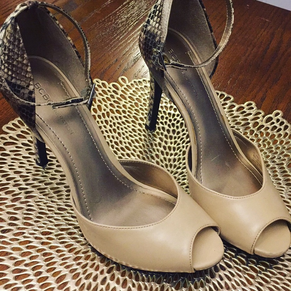 ••BCBGeneration•• Tan & Snake Print Heels